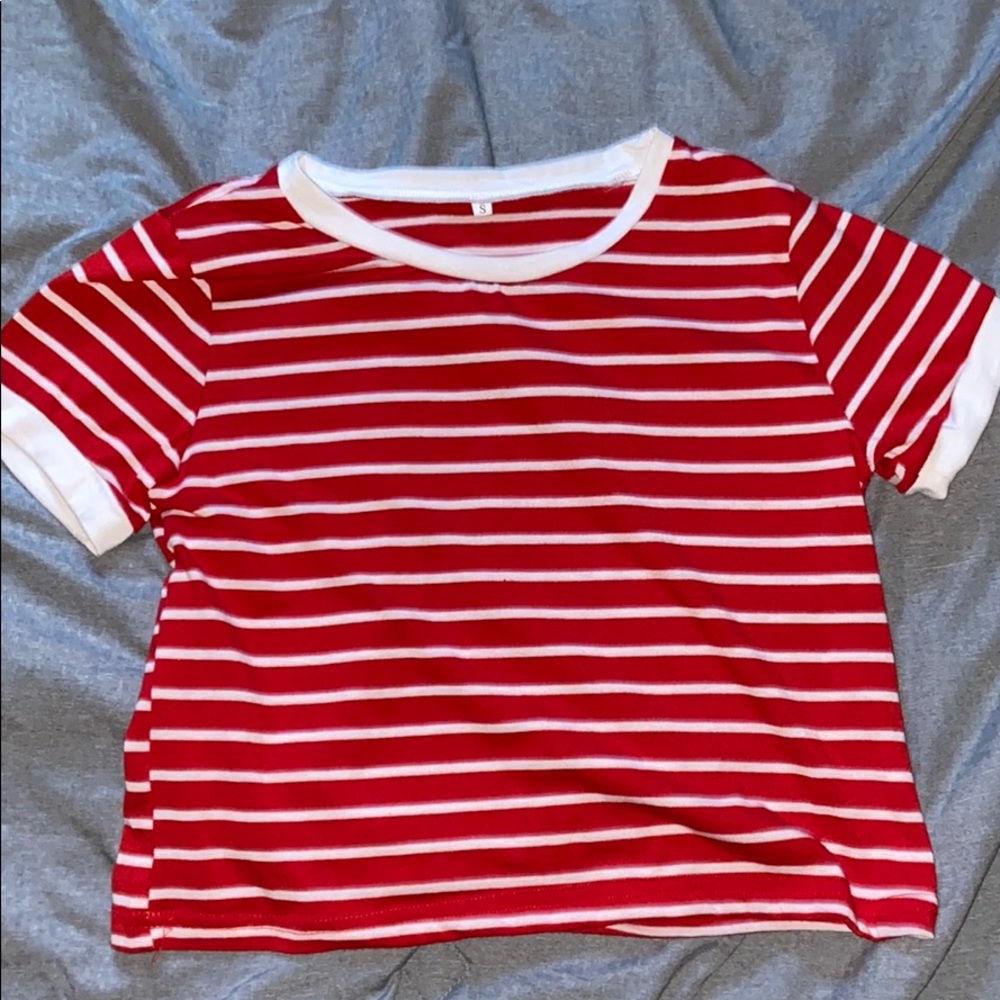 a ROMWE short t-shirt